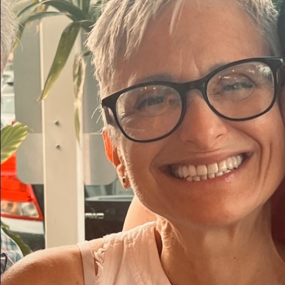 Meet your Posher, Roni - Picture 1 of 1